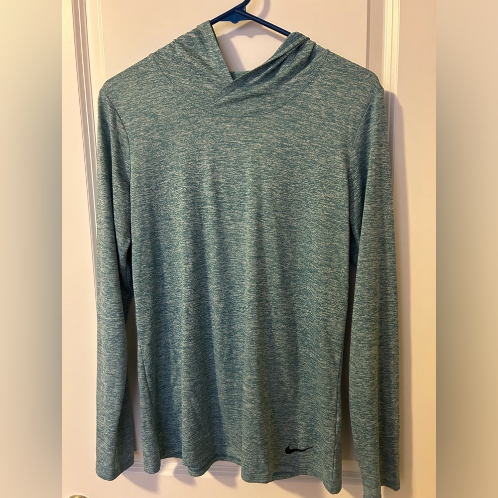 Nike dri-fit hoodie top